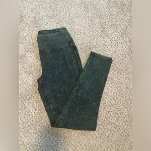 Green acid wash leggings Large